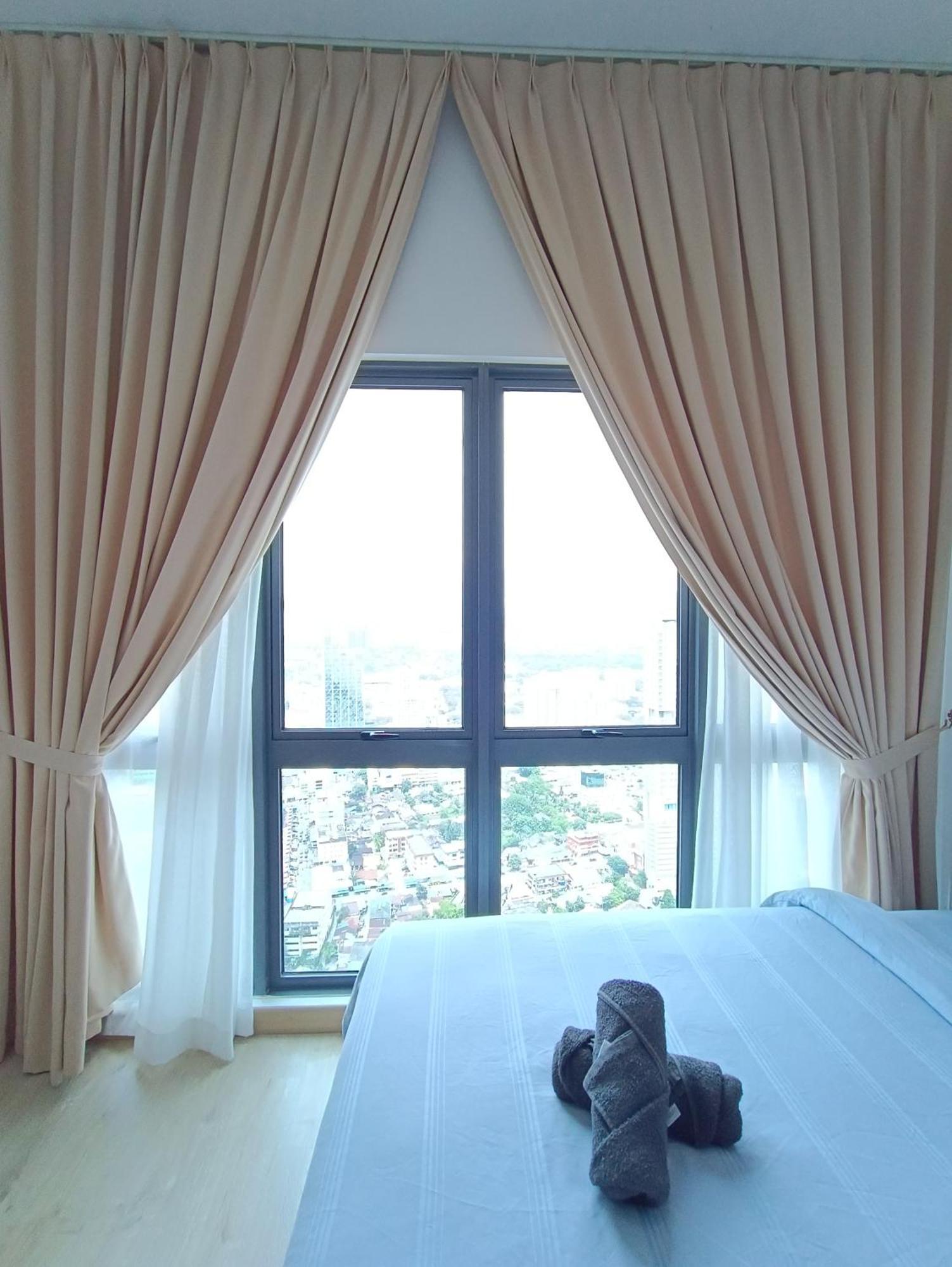Cl 31b Modern Infinity Pool Klcc View * Kuala Lumpur